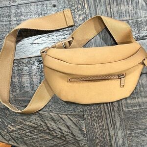 Dagne Dover Ace Neoprene Fanny Pack - Camel